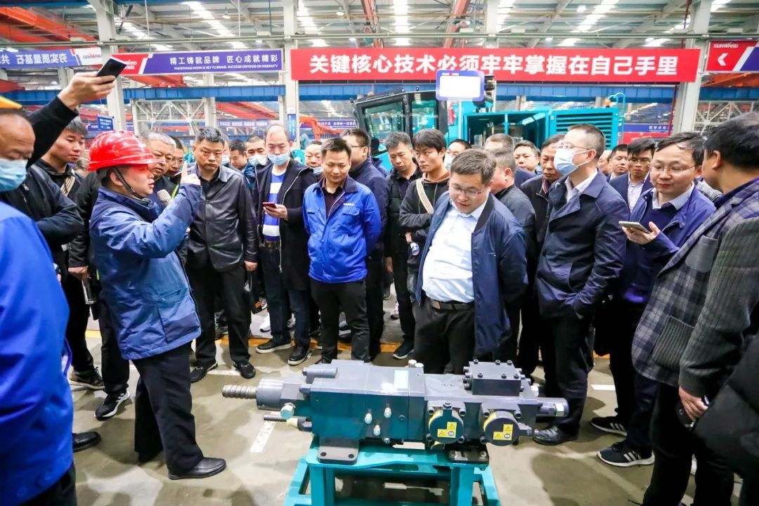 饕餮盛宴！！鸿运国际智能?建华建材预制桩施工装备与手艺交流会盛大召开