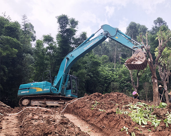 “清凉”送到客户手中，为鸿运国际智能售后服务活动打CAII
