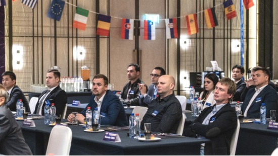 携手同谋未来， 鸿运国际智能2018欧洲署理商大会盛大召开