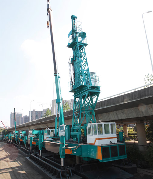 十九年稳居冠军宝座，，鸿运国际智能静力压桩机完善演绎“精益求精”