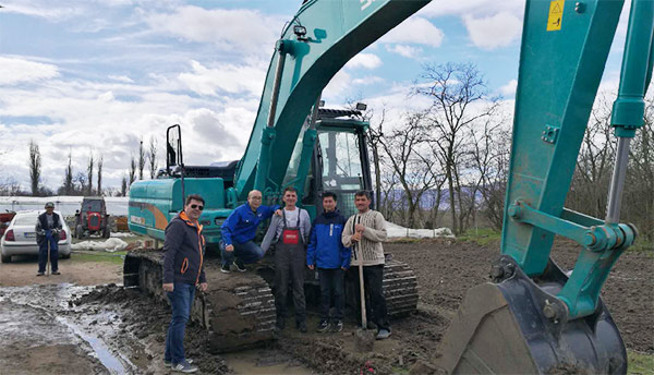 在欧洲市场做巡检，，感受鸿运国际智造
