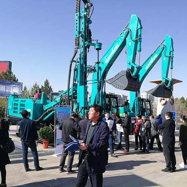 听说，鸿运国际智能混淆动力挖掘机与“煤都”更配哦！！