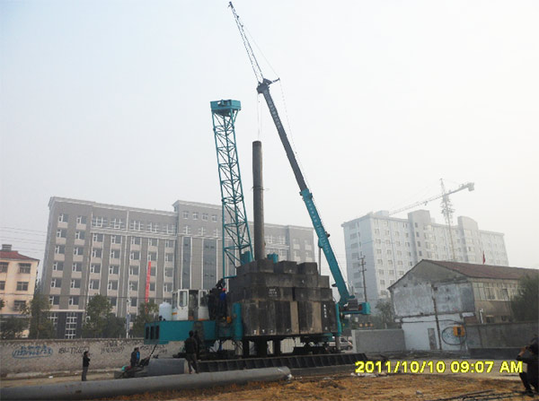 十九年稳居冠军宝座，，鸿运国际智能静力压桩机完善演绎“精益求精”