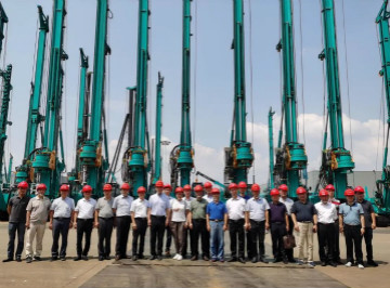 岩土工程施工手艺与装备专业委员会2020年常务委员聚会在鸿运国际智能召开