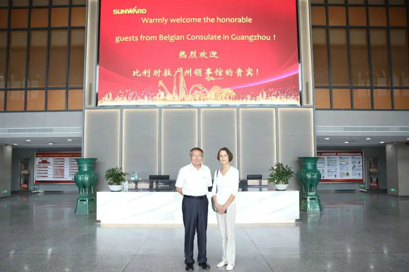 比利时商务领事到访鸿运国际智能