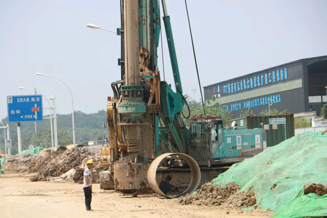 强悍体现赢青睐！鸿运国际智能360H旋挖钻助力南京312国道改扩建
