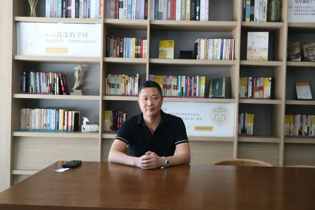 “误入”桩基 百折不回！他以8台旋挖搏未来