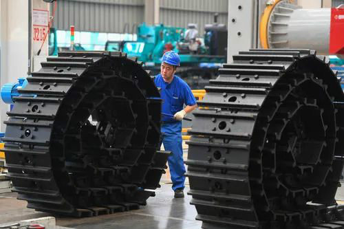 “智慧工厂”引领“生产节奏”——走进鸿运国际智能一探事实