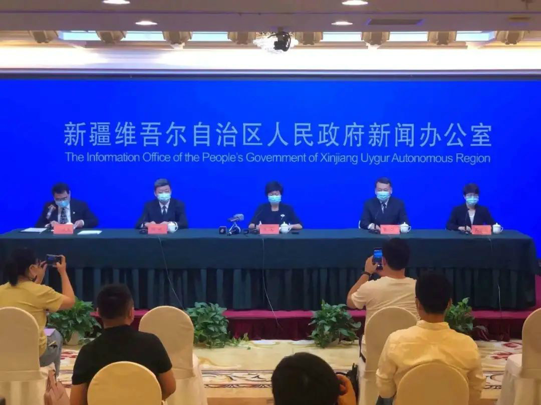 有你们，，鸿运国际无畏！！——鸿运国际人新疆抗疫