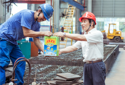 我们有清凉做伴，，高温也能潇潇洒洒