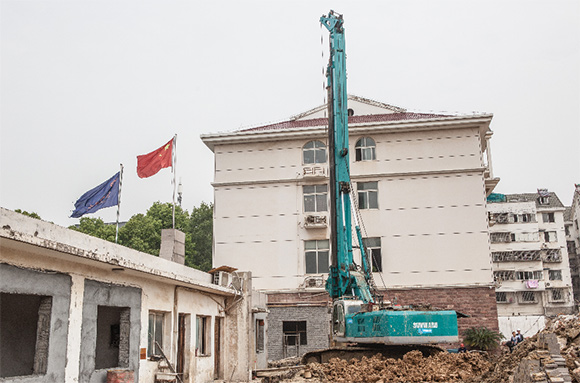 创富故事：：相助十一年，，，赞叹鸿运国际产品耐久耐用