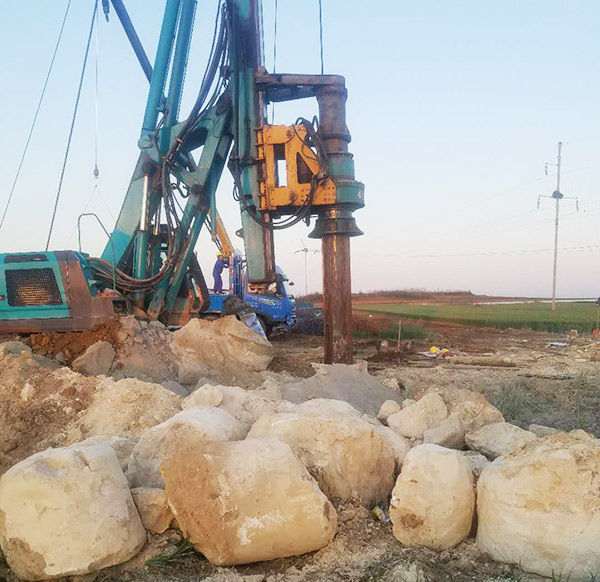 8年购置12台！！鸿运国际智能旋挖钻陪他走向天下