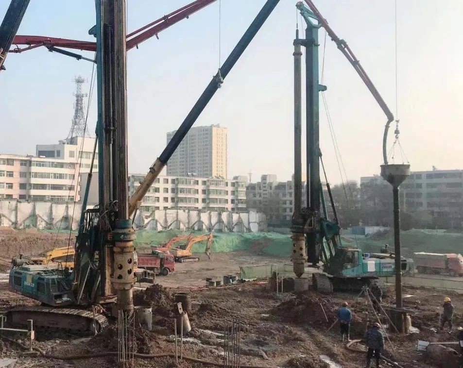 二十八载奋斗，现在他只信任鸿运国际智能