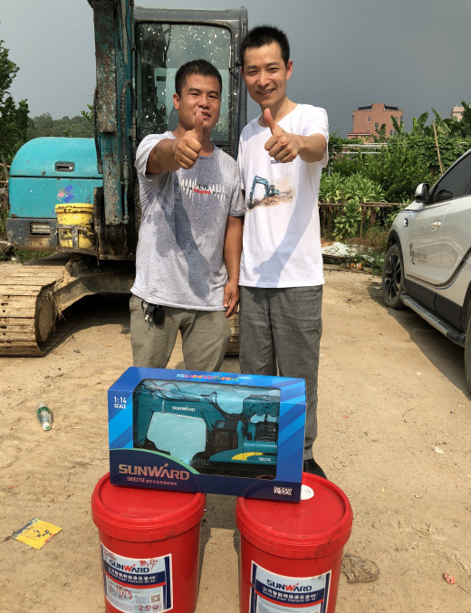 鸿运国际智能挖掘机获最高评价，，就是用得惬意！！！