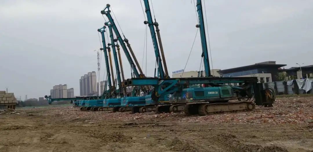 飒！他以11台旋挖钻占领荆州房建市场