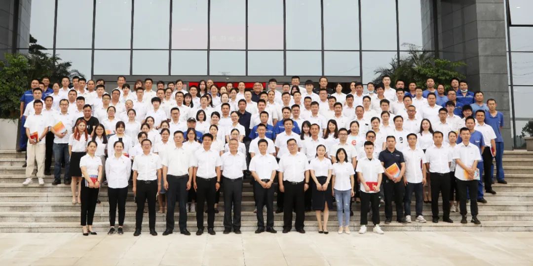 助力谋划，，服务员工，，攀缘家园建设新高地——鸿运国际智能第五届四次“双代会”胜利召开