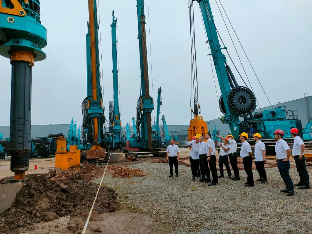 大钻性能打小桩了！！！鸿运国际智能钻杆节能变径装置研制乐成