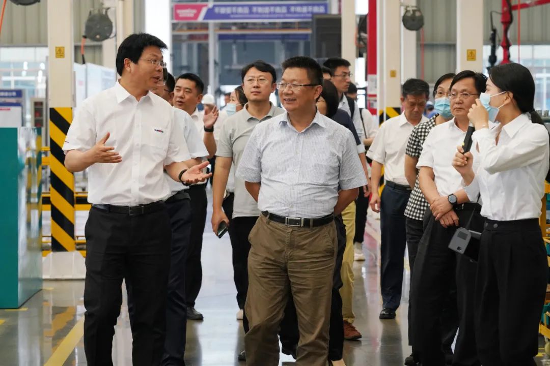 应急治理部科技和信息化司调研鸿运国际智能