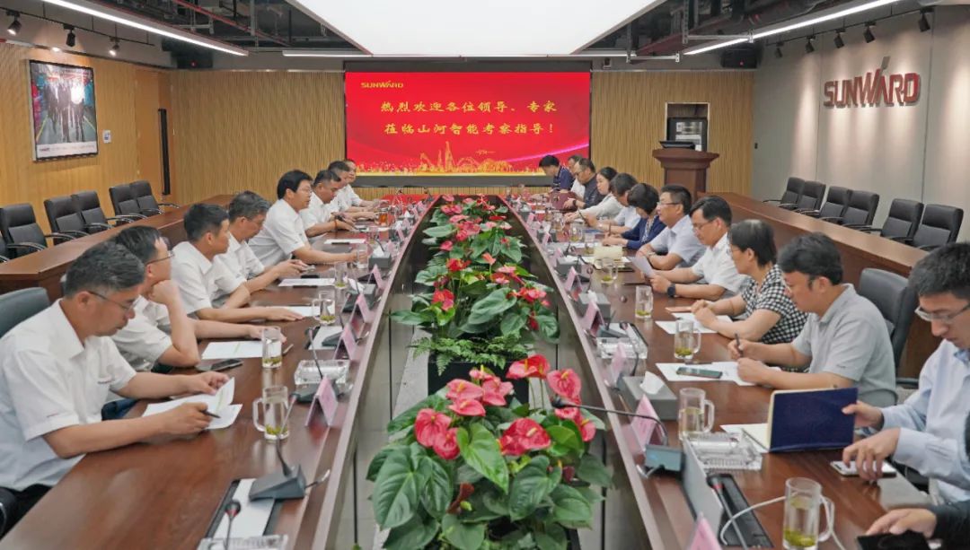 应急治理部科技和信息化司调研鸿运国际智能