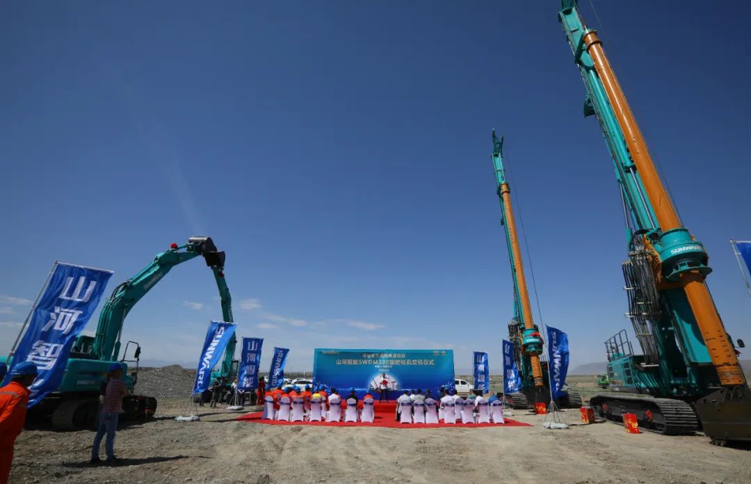 鸿运国际智能产品交付中国能建葛洲坝集团，助力建设大美新疆