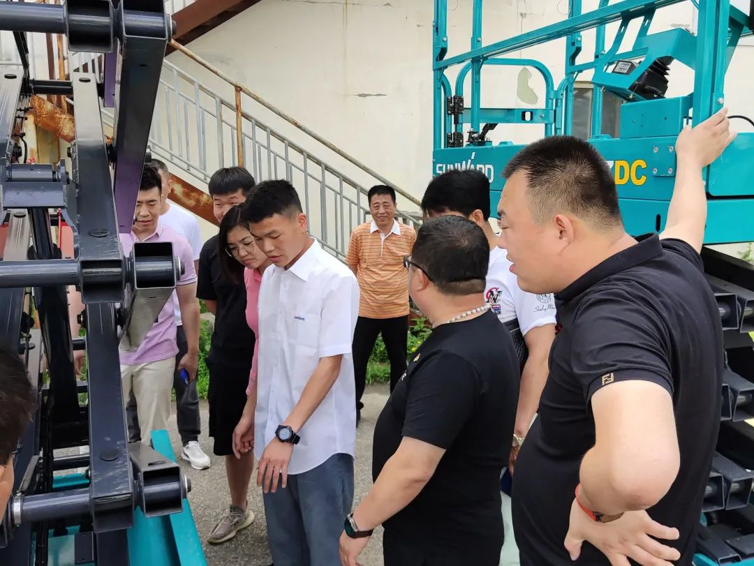 同梦偕行 借势腾飞——辽宁宏信&鸿运国际智能举行主题庆典活动