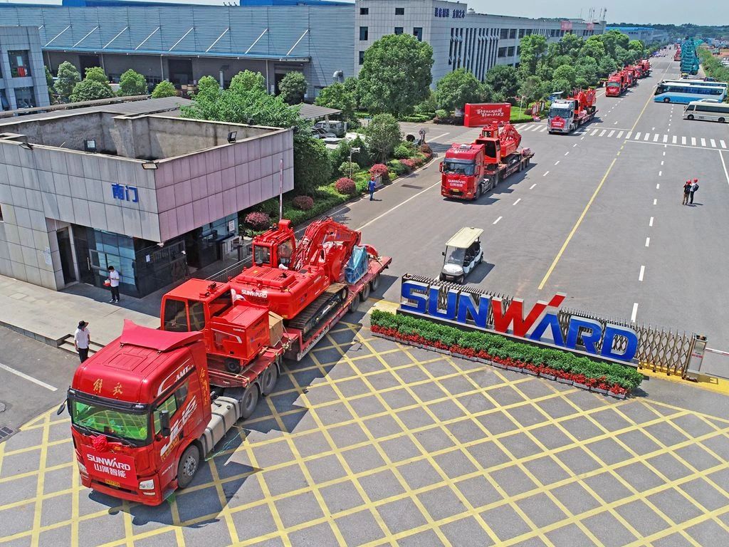 闻令而动！鸿运国际智能应抢救援队整装待发