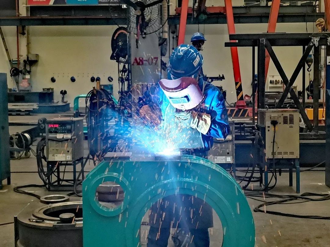 图集 | 战高温！致敬坚守一线的他们