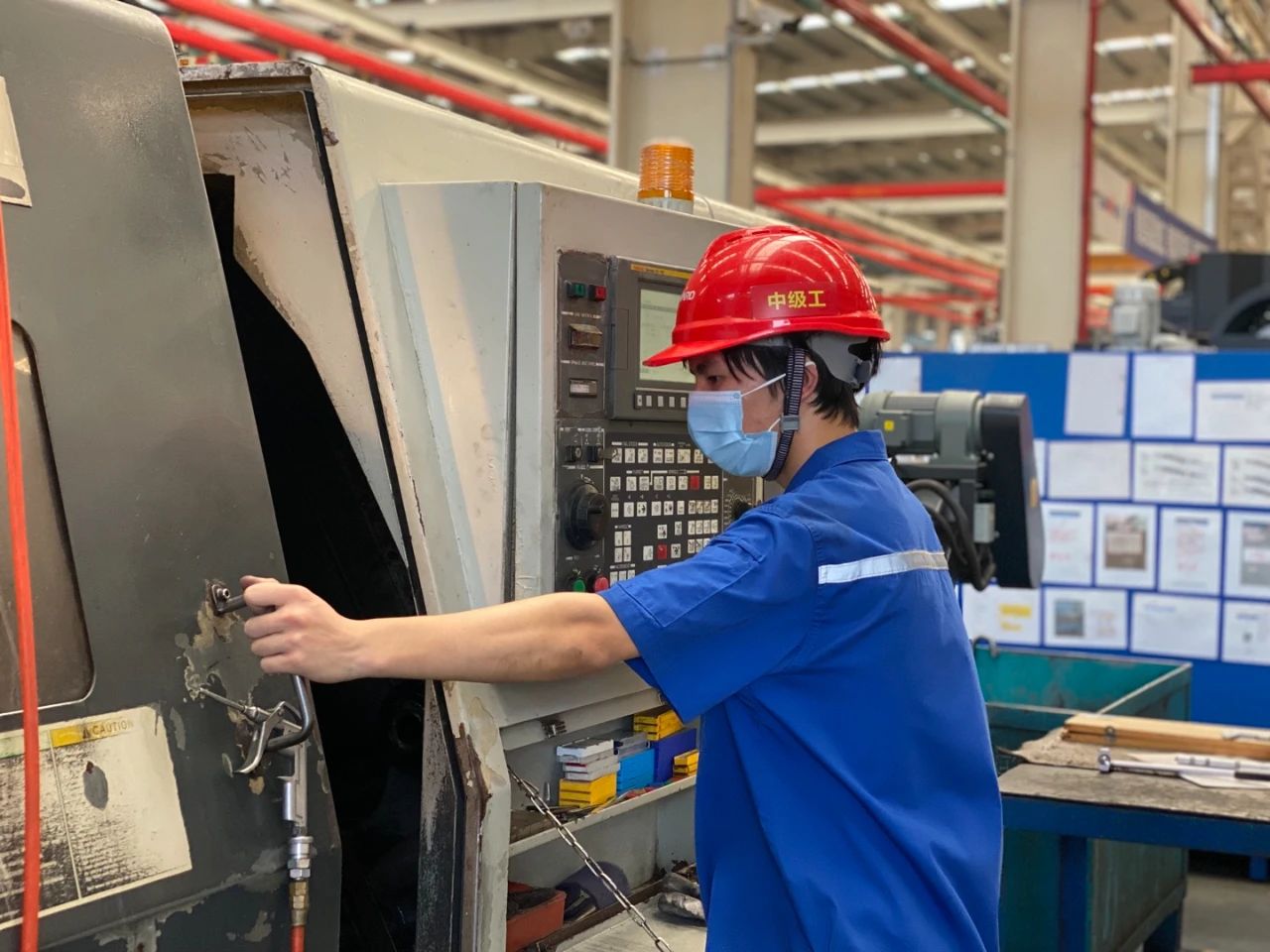 严酷防控！！！鸿运国际智能牢筑防疫“长城”