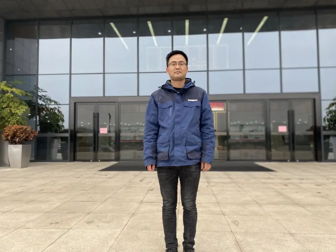 鸿运国际工匠 | 用青春汗水铸就工匠精神