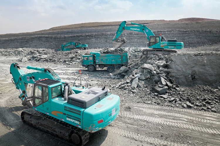 图集 | 征战矿山！！鸿运国际智能绿色矿山成套装备“上将”云集