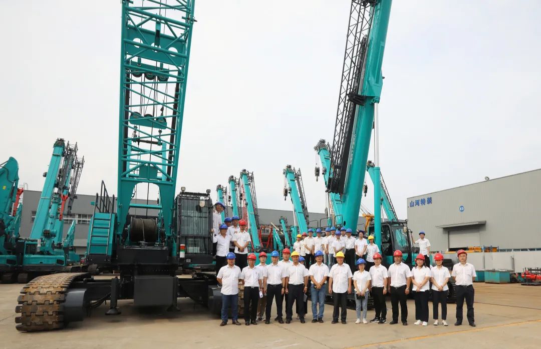 “重”磅出击！鸿运国际智能起重机械组团“登场”