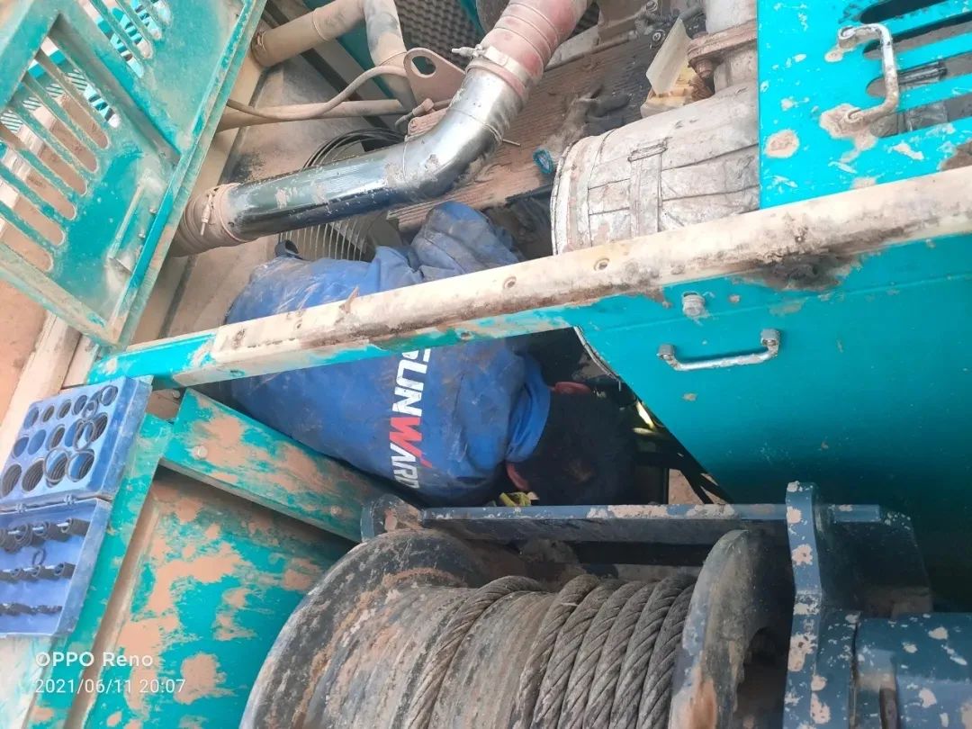 鸿运国际智能挖掘机事业部启动2021服务手艺评定暨服务万里行总结大会