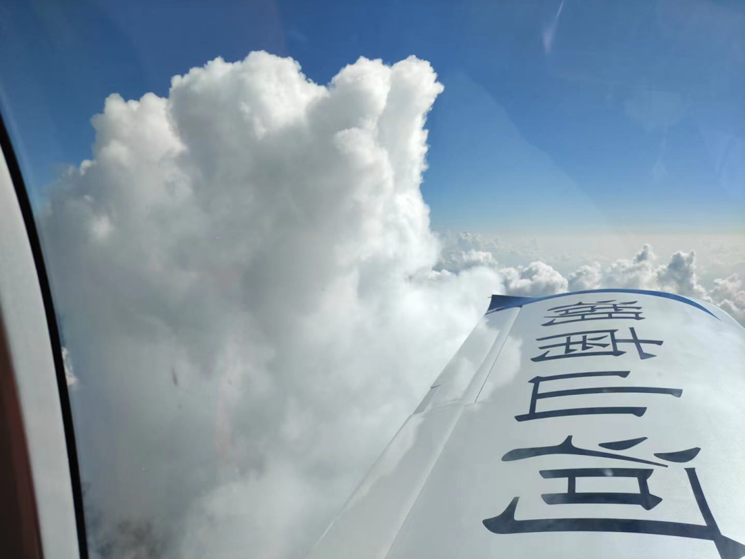 4小时，720公里，鸿运国际阿若拉飞到珠海在第13届中国航展等你