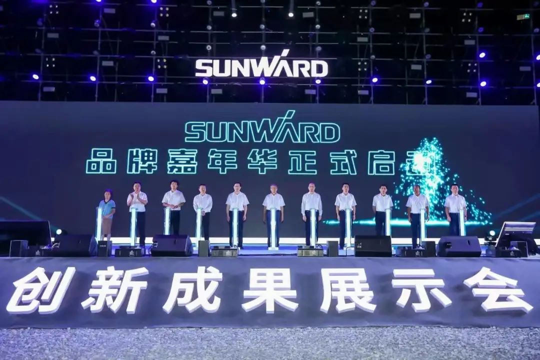 请回覆2021！！！邀您一起回首鸿运国际智能2021年精彩瞬间