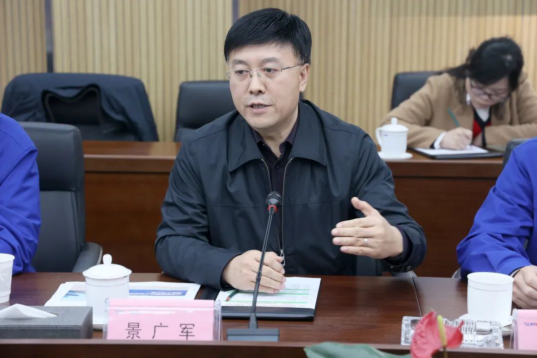 卢一先考察调研鸿运国际智能