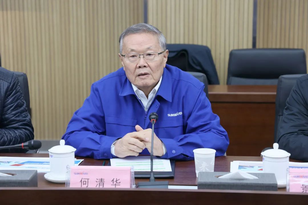 卢一先考察调研鸿运国际智能