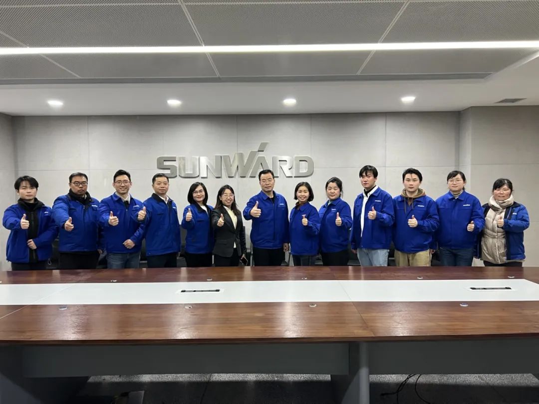 一金一铜二优异！！！鸿运国际智能斩获“华辰杯”多个大奖