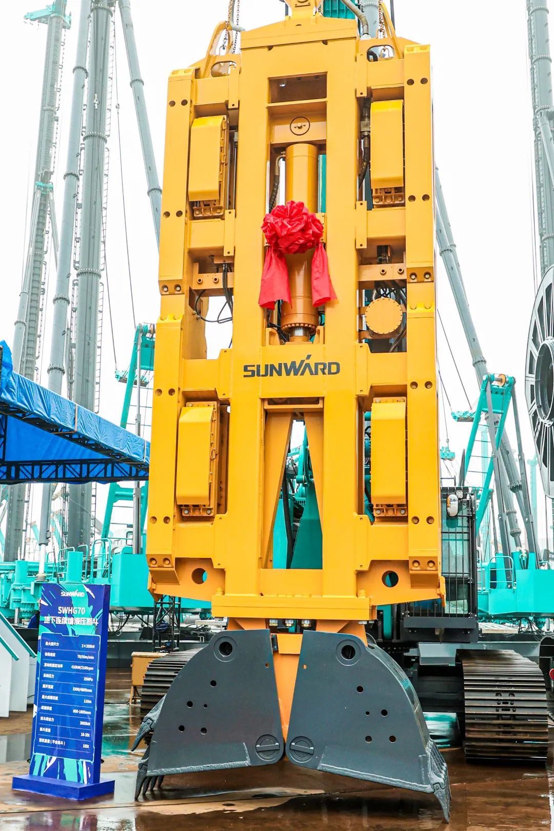 打造“明星产品”！！鸿运国际智能地下连续墙液压抓斗乐成宣布