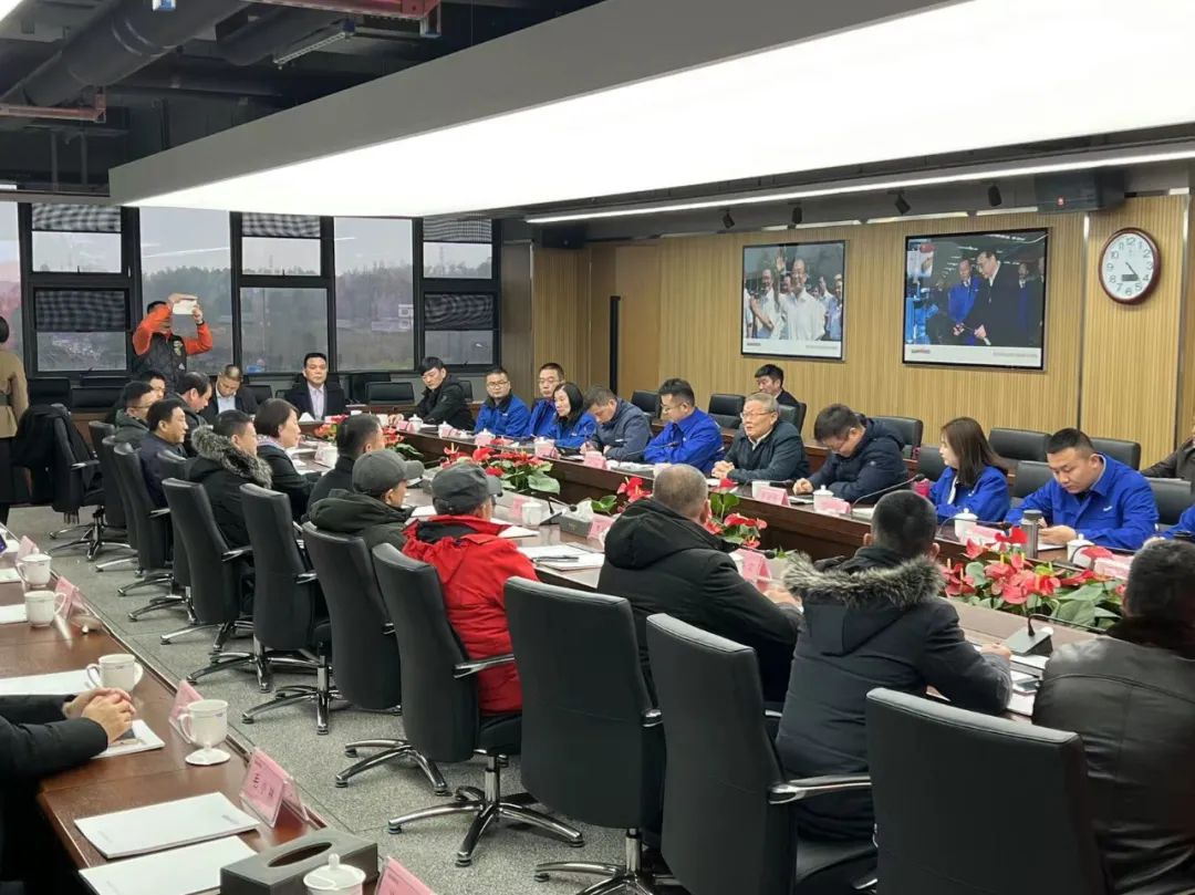 湖南异地商会联合会组织外洋湘商来访鸿运国际智能