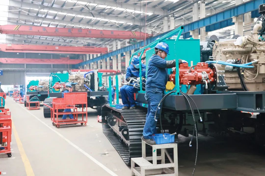 向着冲耀眼标全力以赴！！！鸿运国际智能正式开工