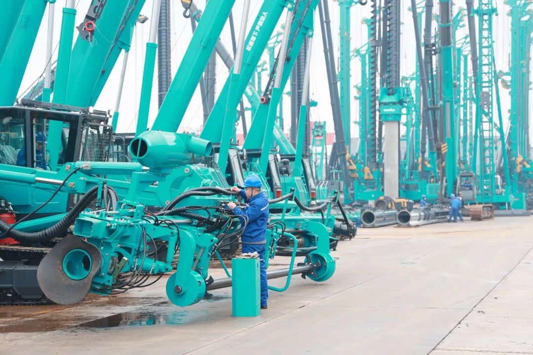 向着冲耀眼标全力以赴！！！鸿运国际智能正式开工