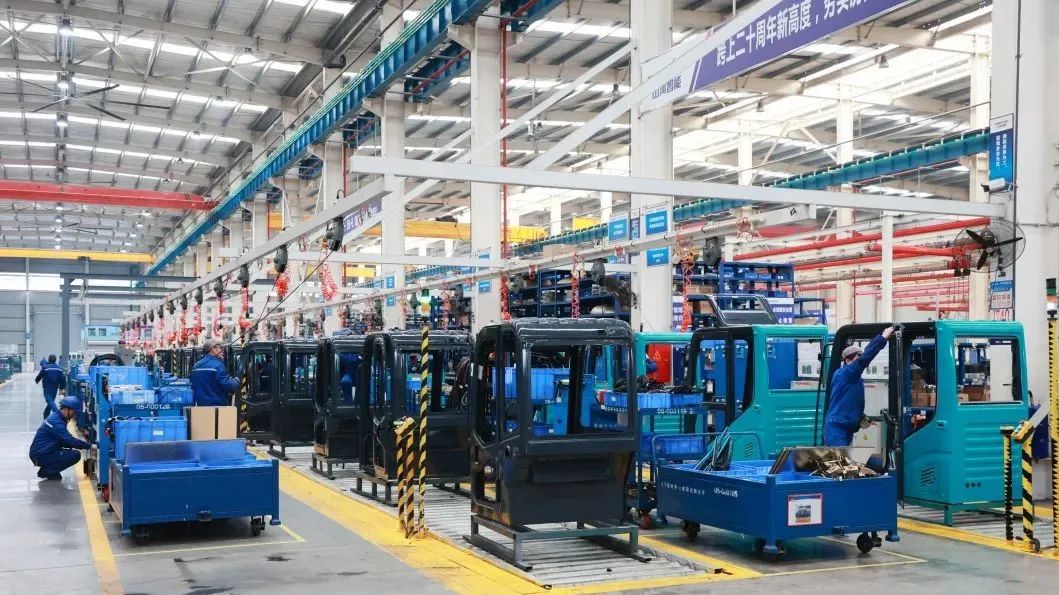 向着冲耀眼标全力以赴！！！鸿运国际智能正式开工