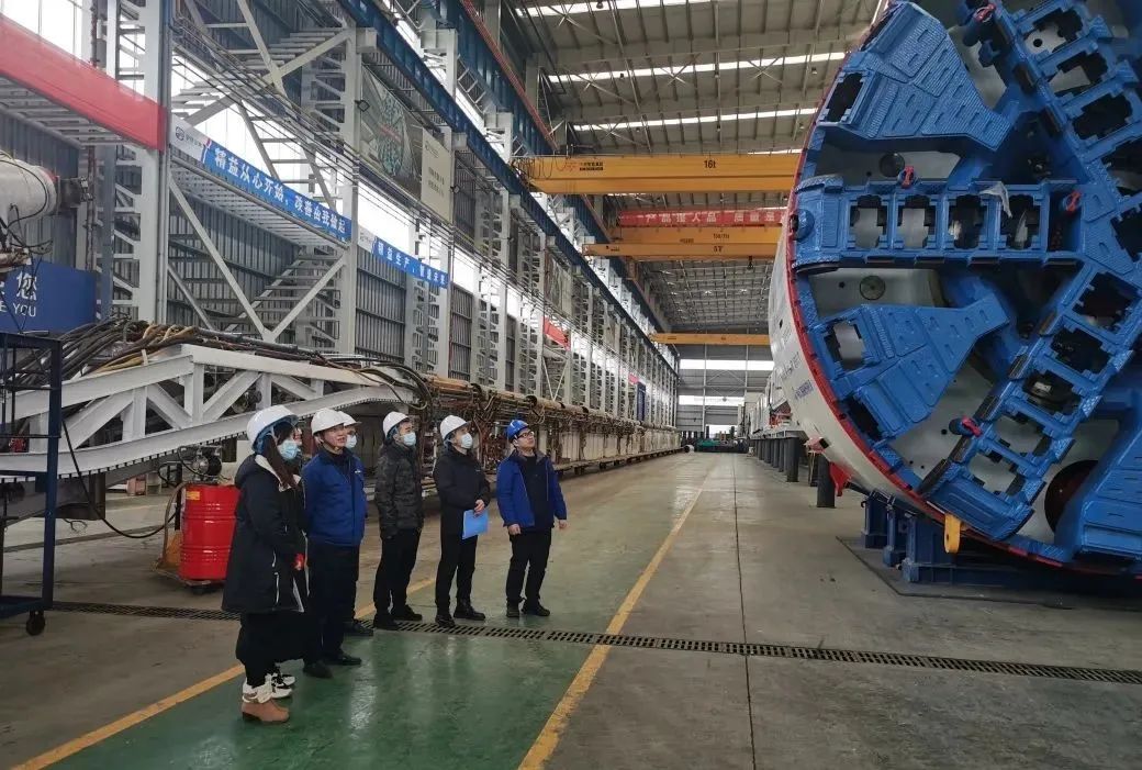 直击生产一线！！！中铁鸿运国际复工复产忙