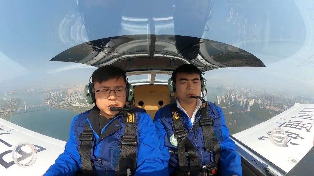 逍遥协同显身手！！！湖南航空应抢救援队鸿运国际机组开展特情处理应急演练