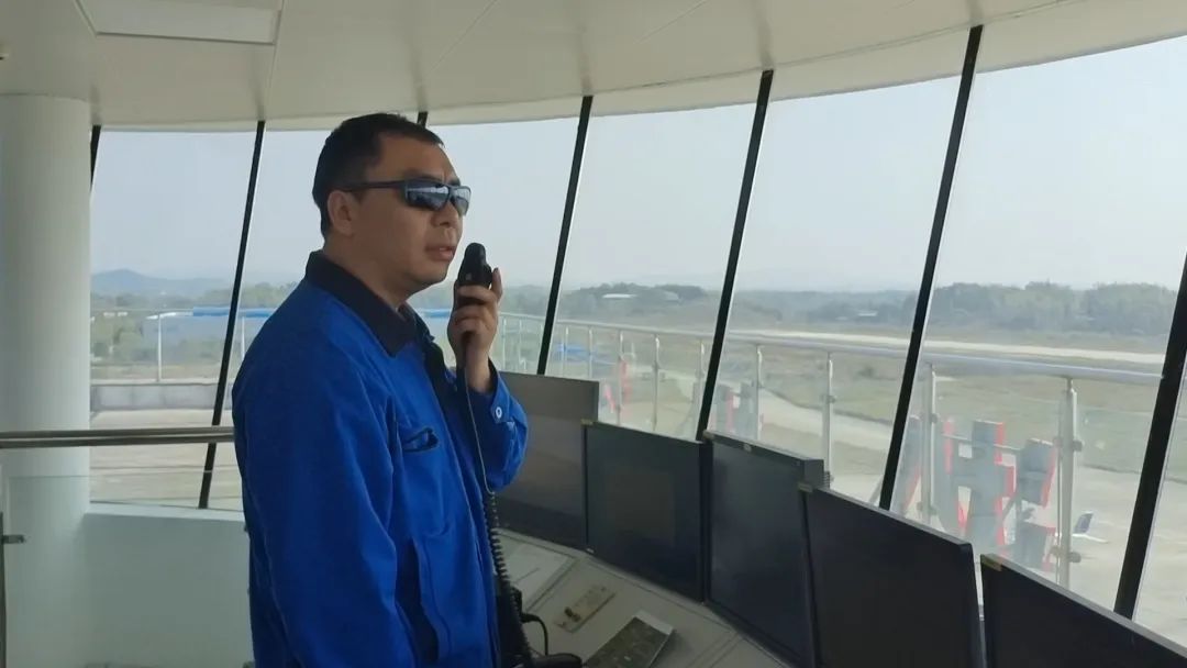 逍遥协同显身手！！！湖南航空应抢救援队鸿运国际机组开展特情处理应急演练