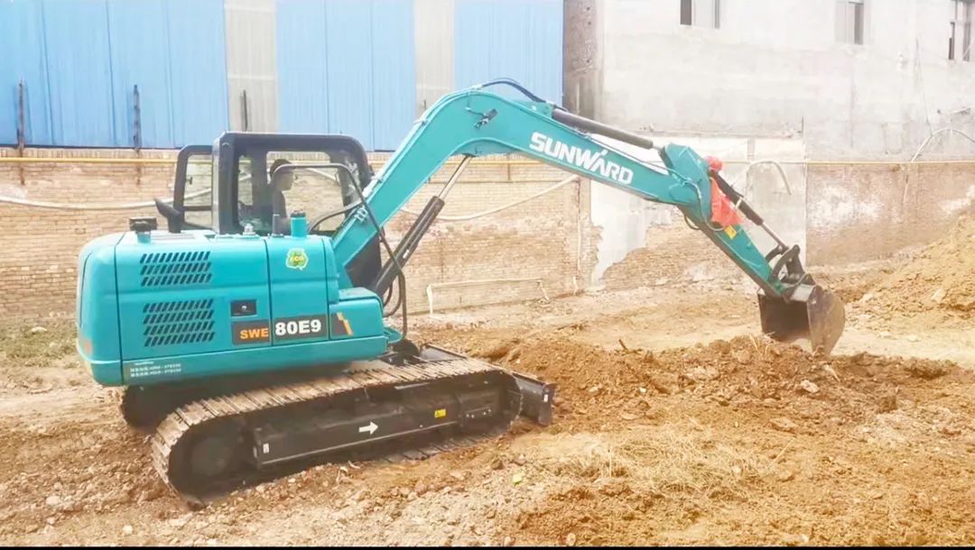 创富故事 | 买它！！鸿运国际智能俘获“国产挖掘机喜欢者”的心