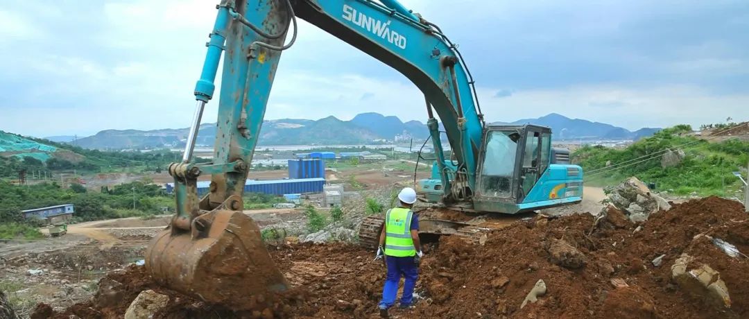 3650天、、3000余条工单……90后“张师傅”用十年轻春诠释鸿运国际匠心