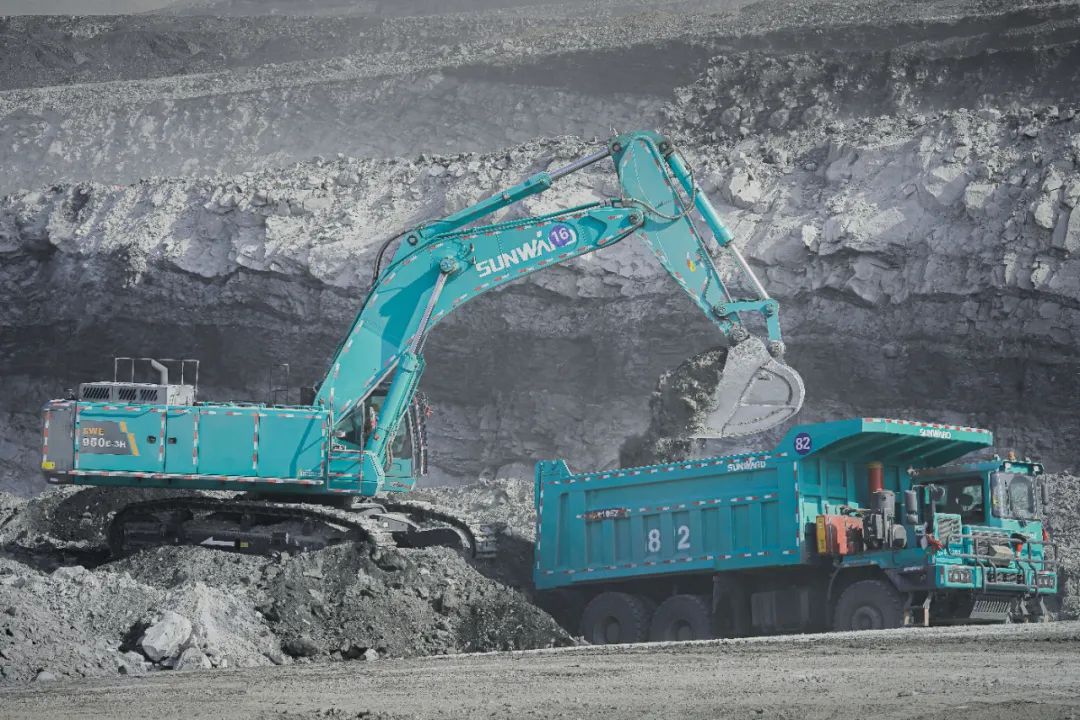 图集 | “鸿运国际绿”满矿山！鸿运国际智能矿山成套装备实力“亮！