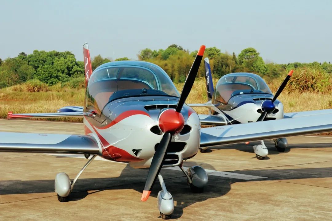 图集 | 阿若拉穿“鲨”衣，，尚有更多套装为天空添彩！！