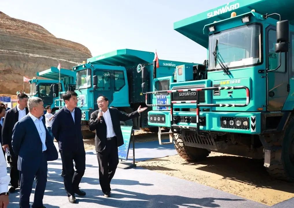 向绿色化、、智能化生长！腾远煤矿绿色智能矿山观摩会圆满举行